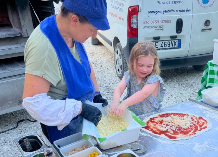 Make Your Own Pizza at Pian di Cascina _ UmbriaWithkids.net