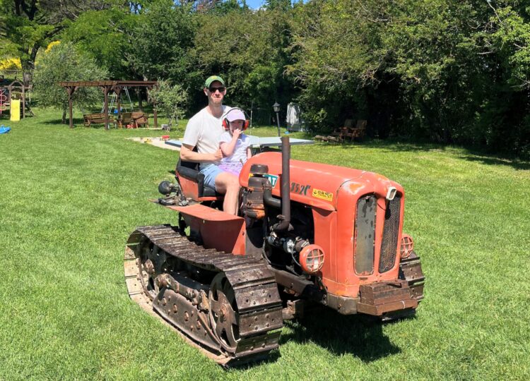 Tractor Rides at Pian di Cascina _ UmbriaWithkids.net